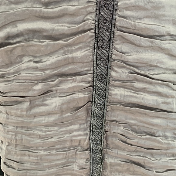 Full length silver Nicole Miller gown - Picture 5 of 10